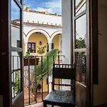 Patios De La Juderia Apartment *