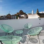 Patios De La Juderia Apartment