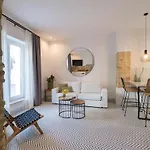 Patios De La Juderia Апартаменты
