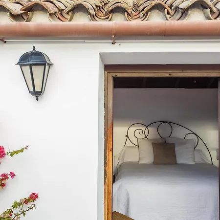 Апартаменты Patios De La Juderia