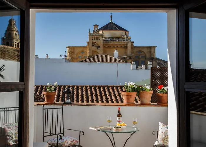 Patios De La Juderia *