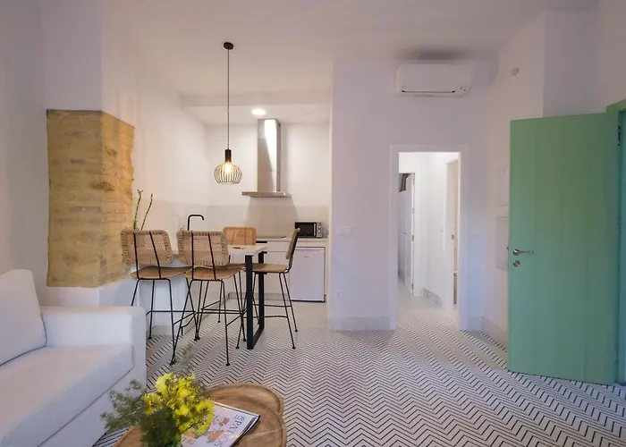 Patios De La Juderia