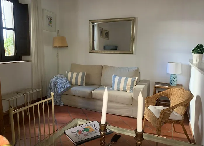 Patios De La Juderia Apartment