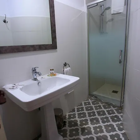 尤德利亚露台公寓 公寓 *